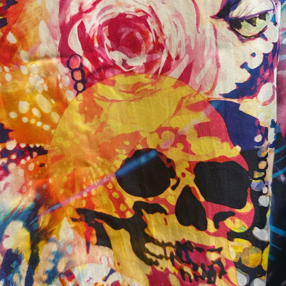 NWT Robert Graham Limited Edition “The B Hudson” 100% Silk 50%Off Original Price - Picture 14 of 14